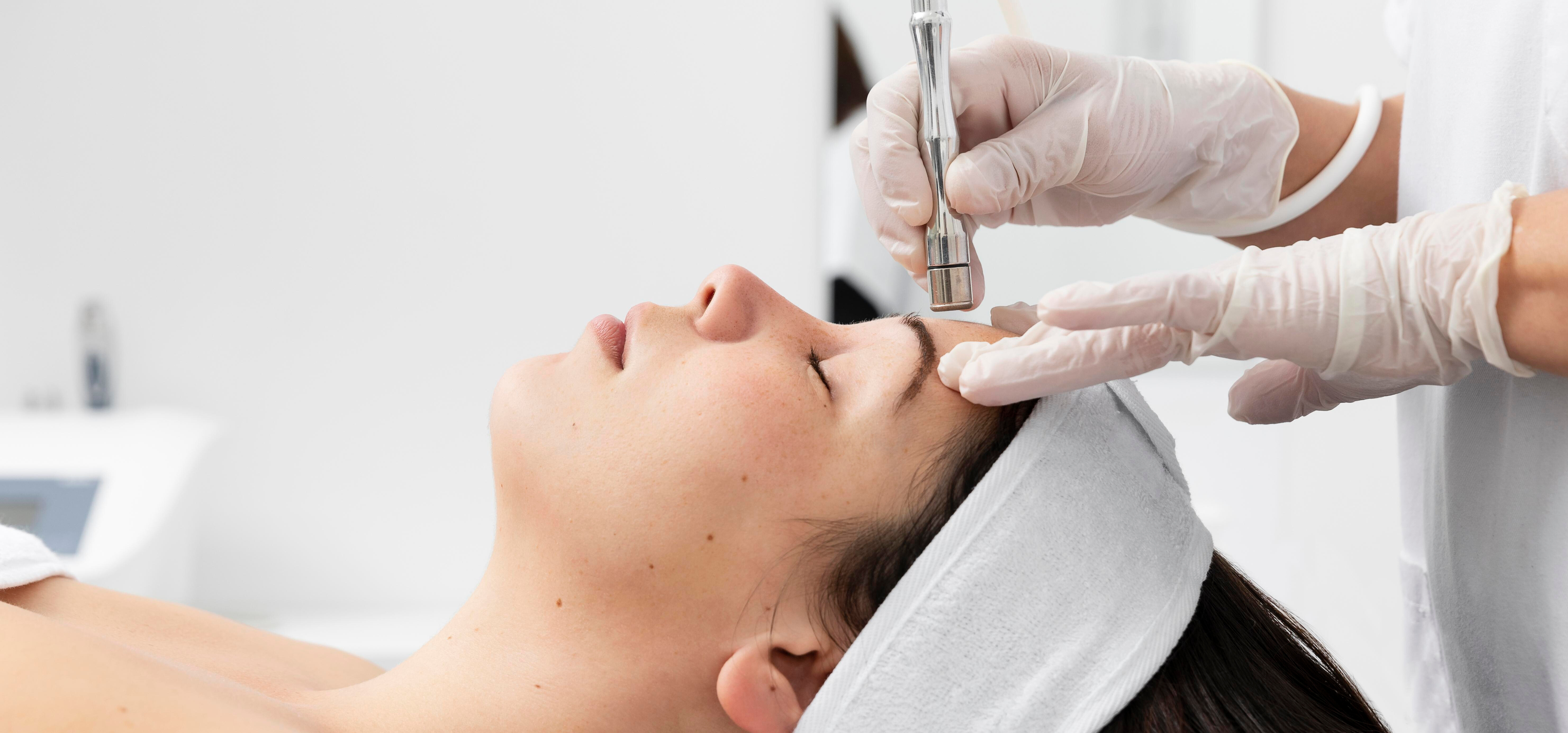 Oxigenarea facială pentru tenul matur: o soluție anti-aging?