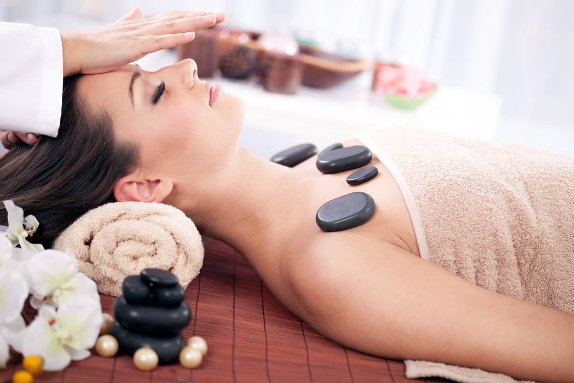 Hot Towel cold Stones Facial Massage