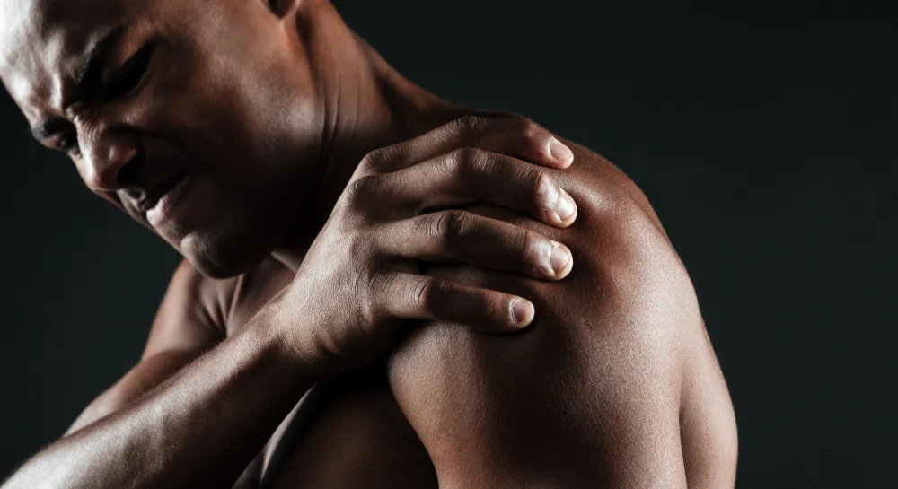 How do you treat a back muscle contracture without aggravating the inflammation?